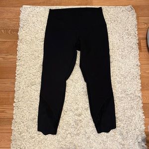 Lululemon cropped women’s black leggings